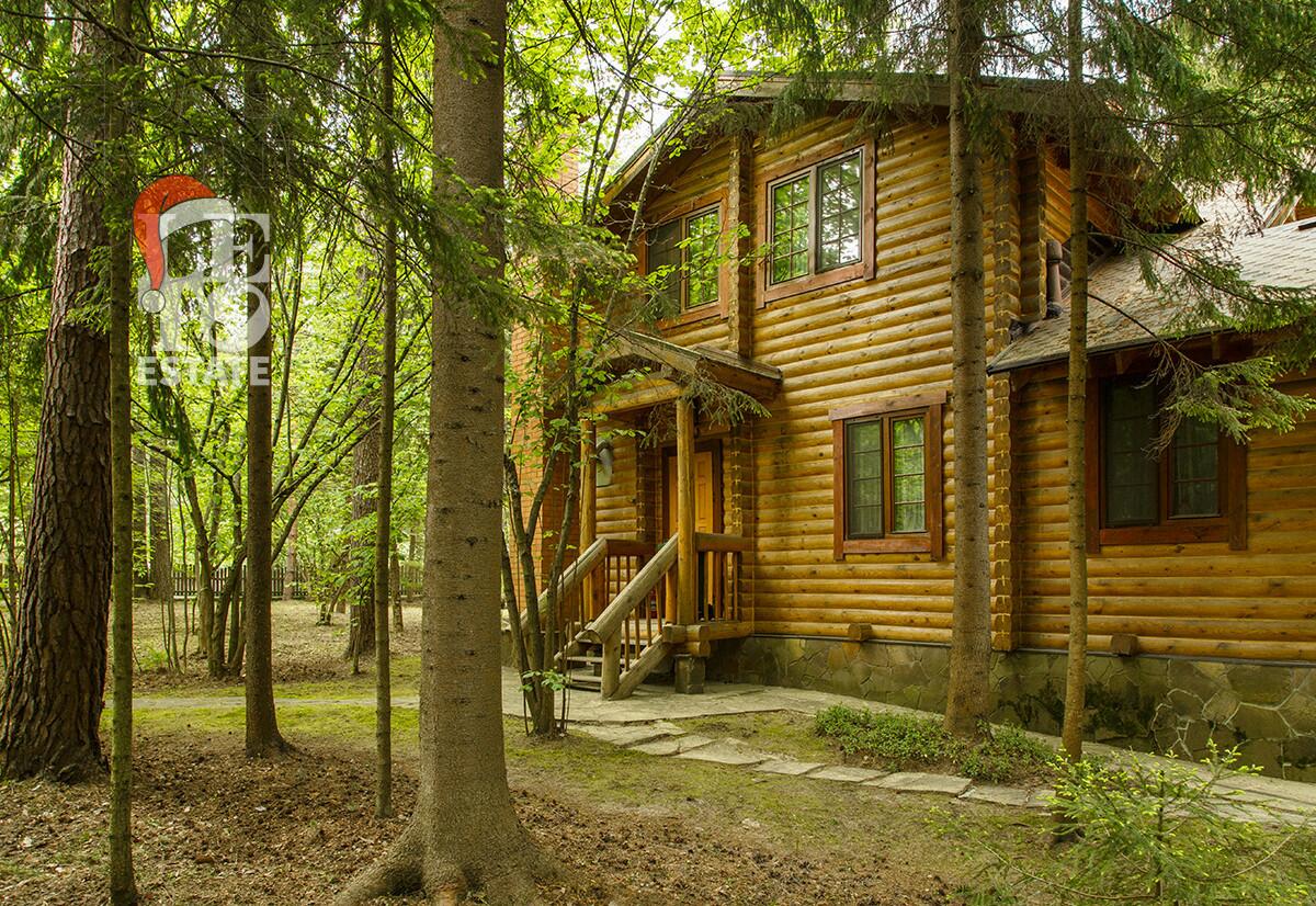 2-этажный коттедж 215.4 м² с отделкой