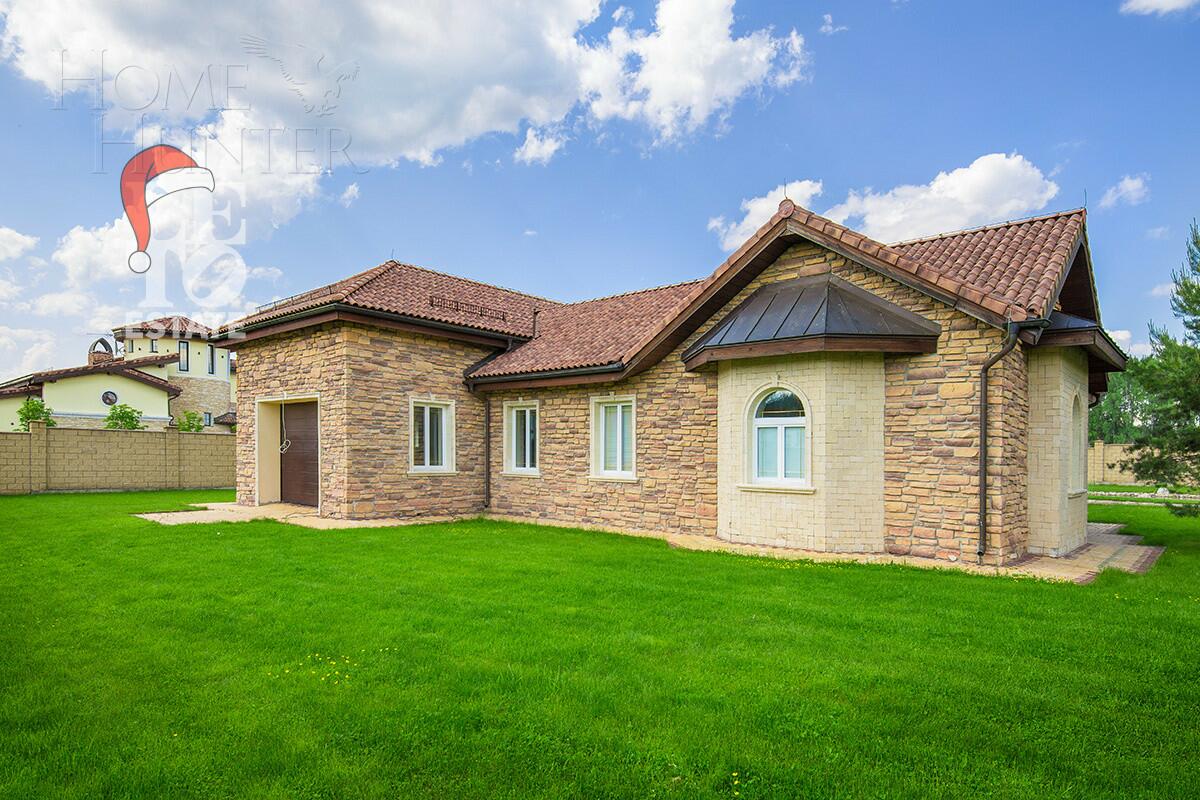 3-этажный коттедж 1 500 м² с отделкой