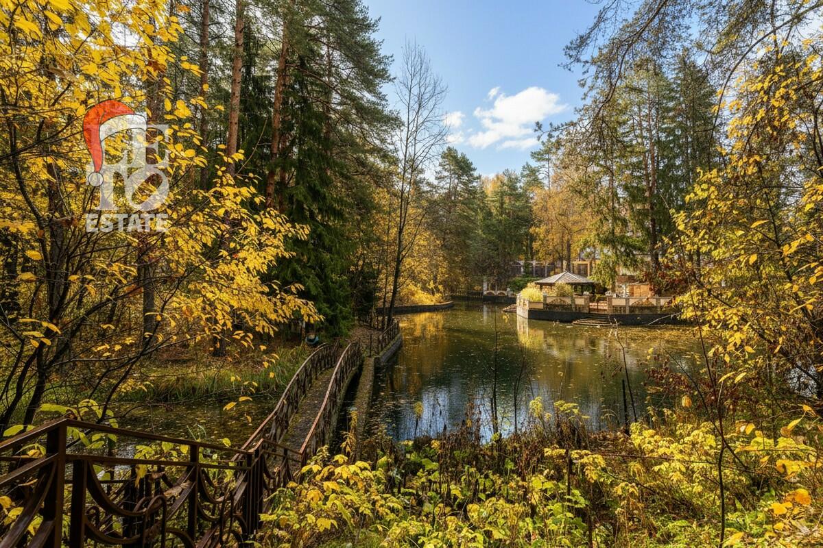 3-этажный коттедж 980 м² с отделкой