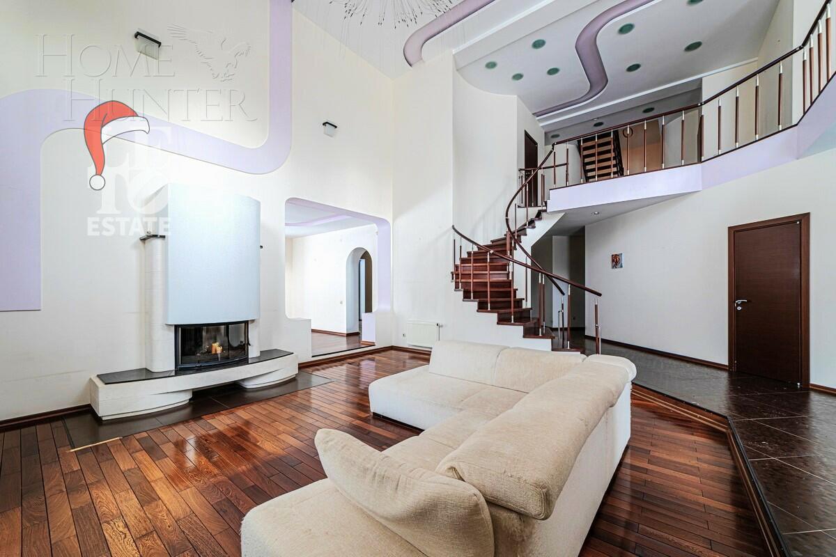 3-этажный коттедж 742 м² с отделкой