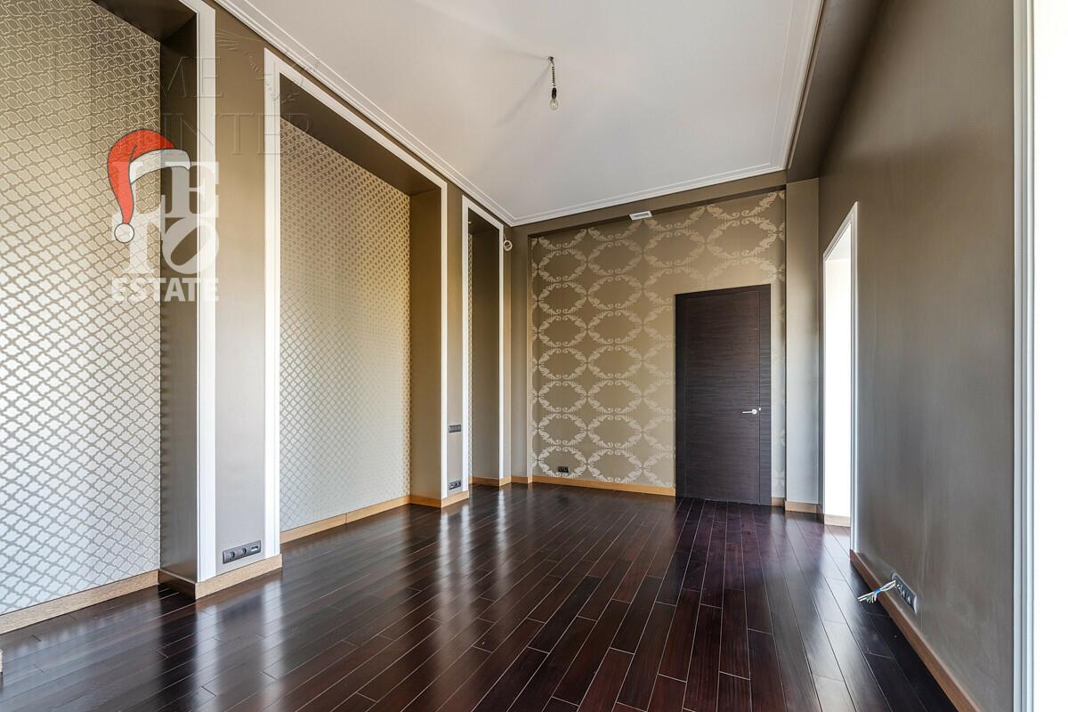 2-этажный коттедж 800 м² с отделкой