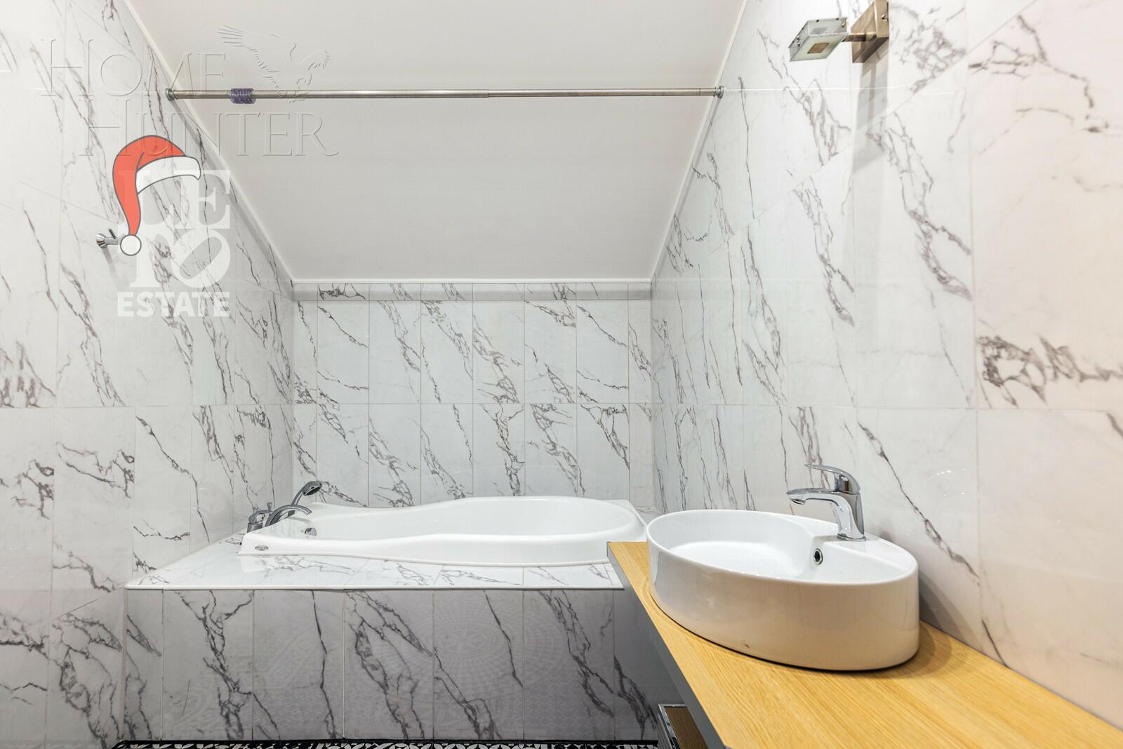 2-этажный коттедж 600 м² с отделкой