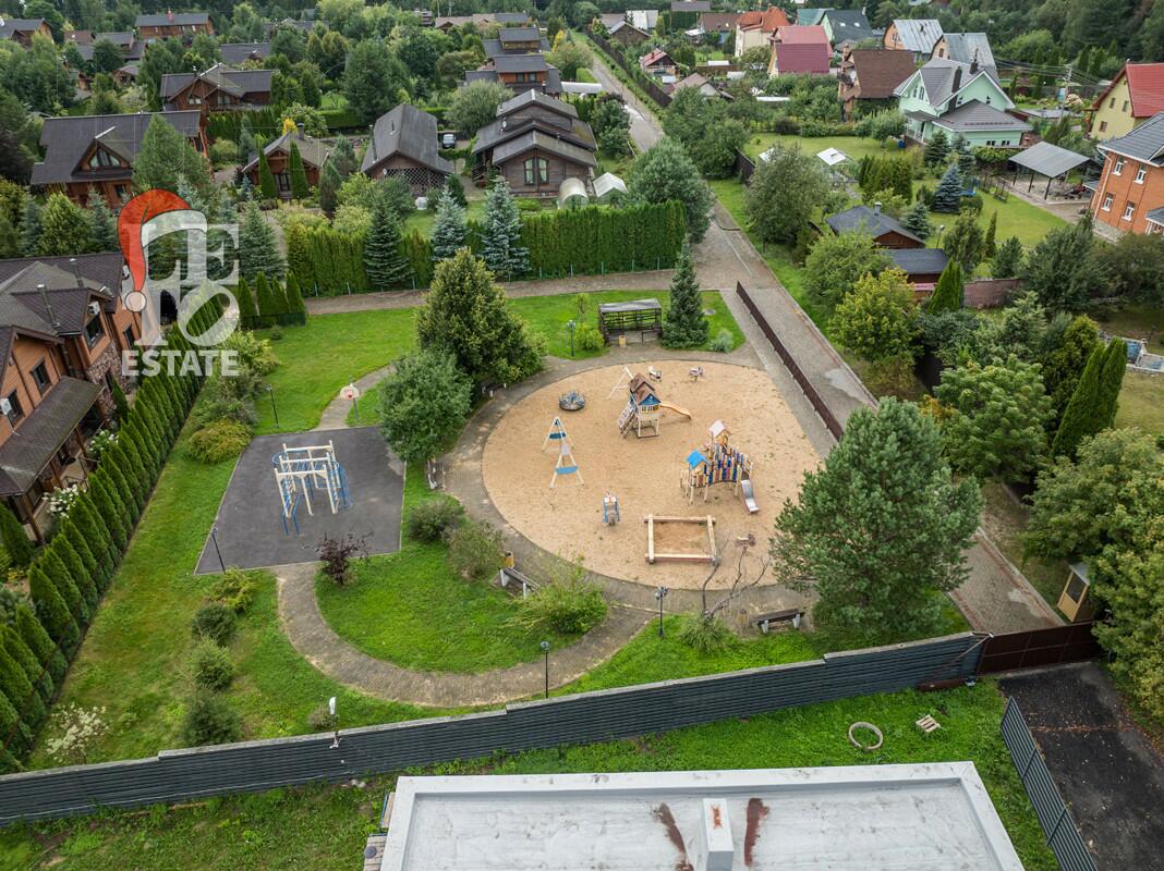 2-этажный коттедж 289 м² без отделки