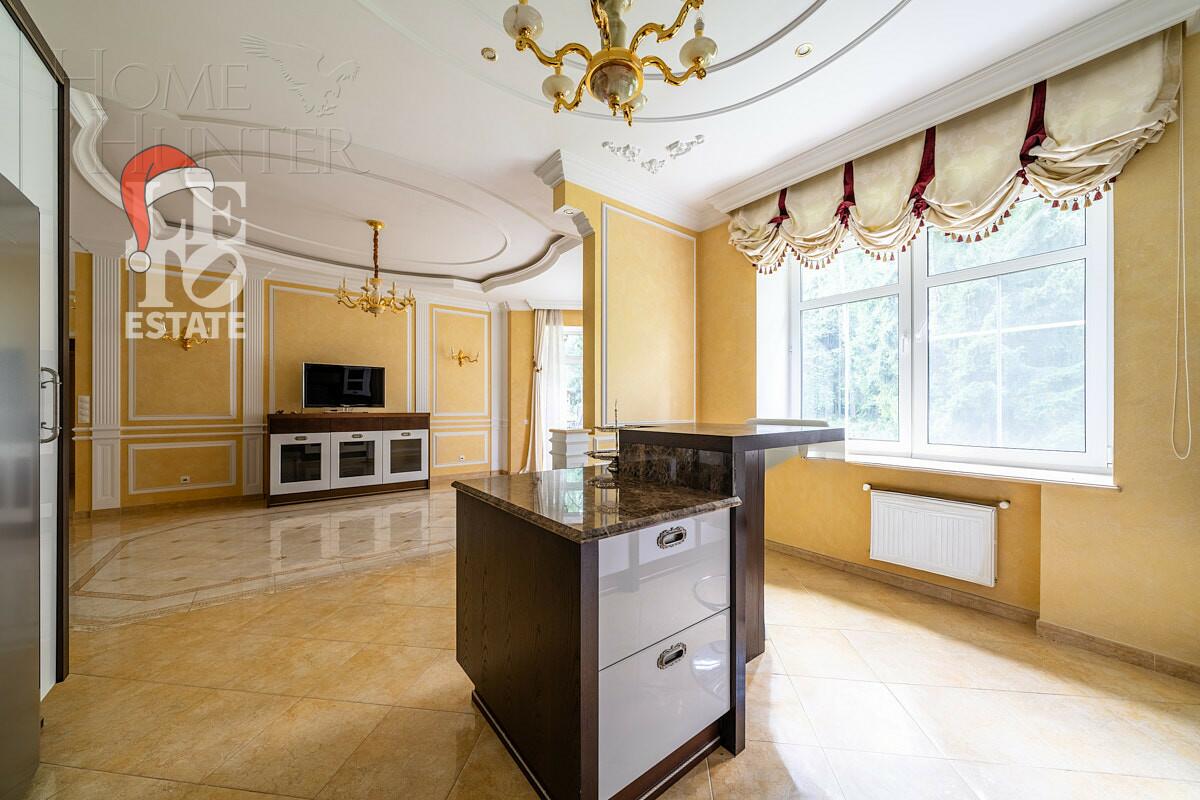 2-этажный коттедж 700 м² с отделкой