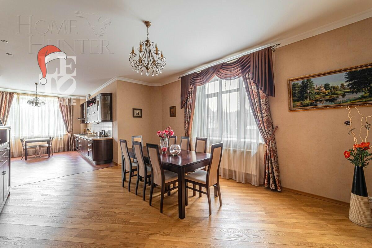 2-этажный коттедж 350 м² с отделкой