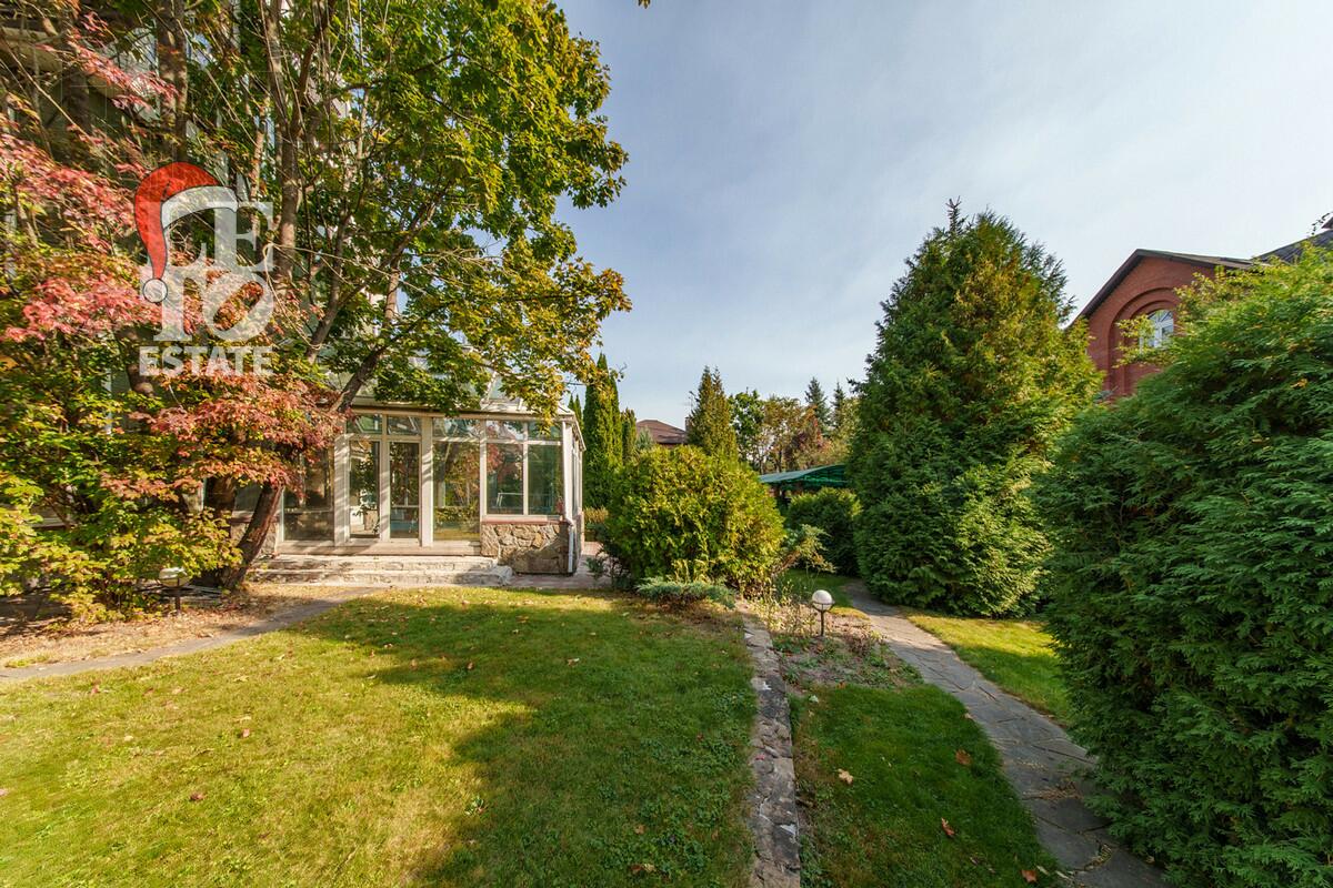 3-этажный коттедж 475 м² с отделкой