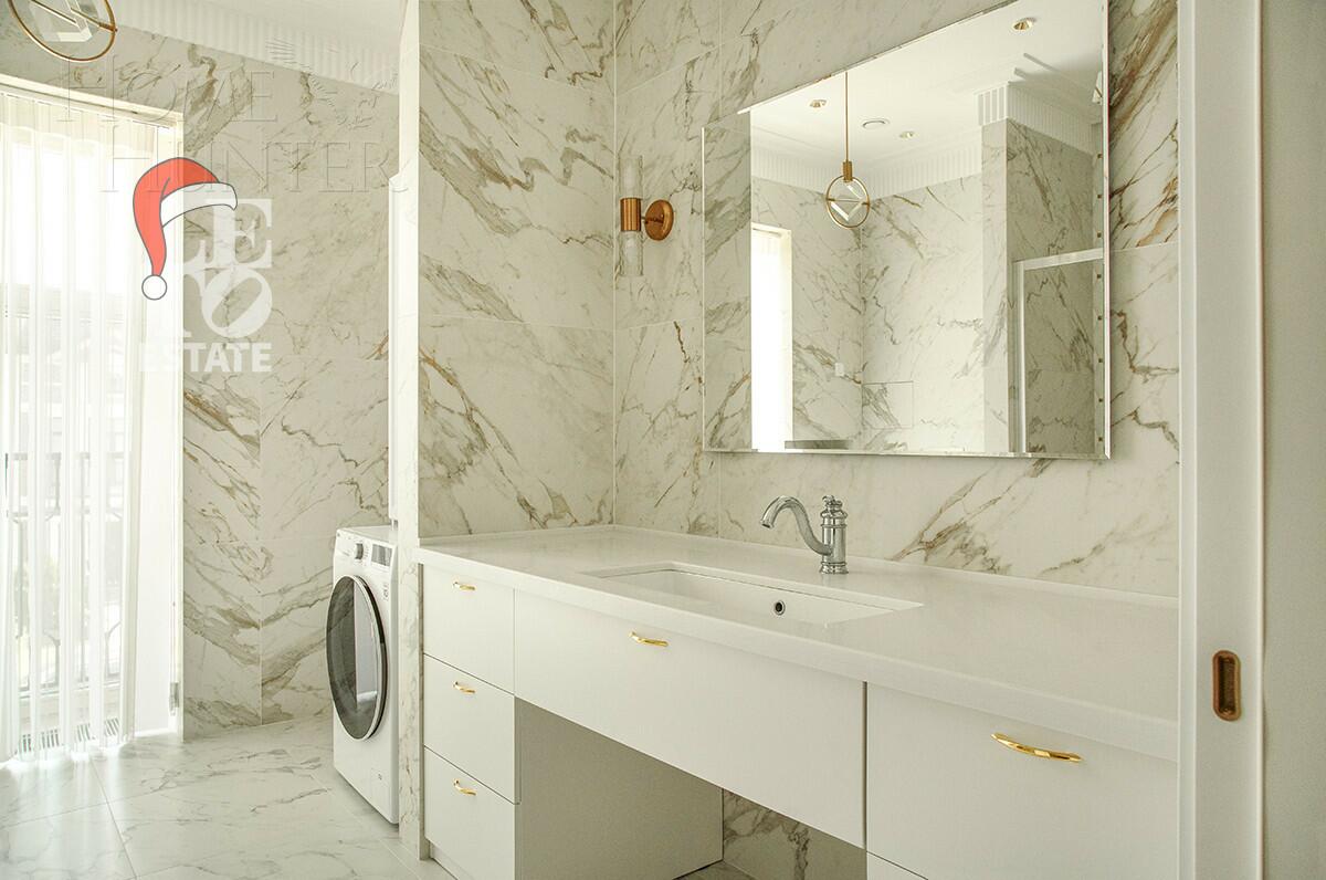 2-этажный коттедж 1 200 м² с отделкой