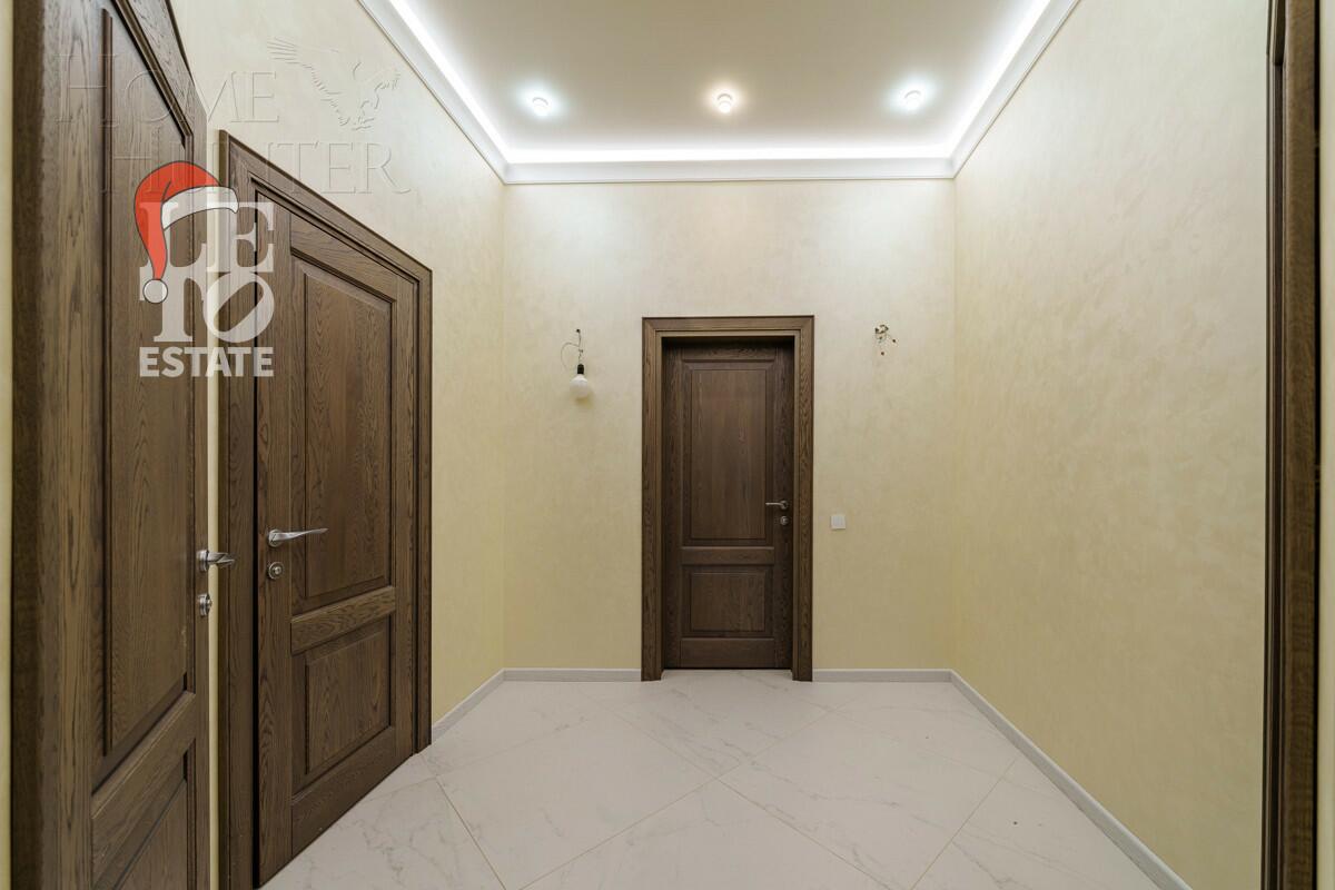 2-этажный коттедж 400 м² с отделкой