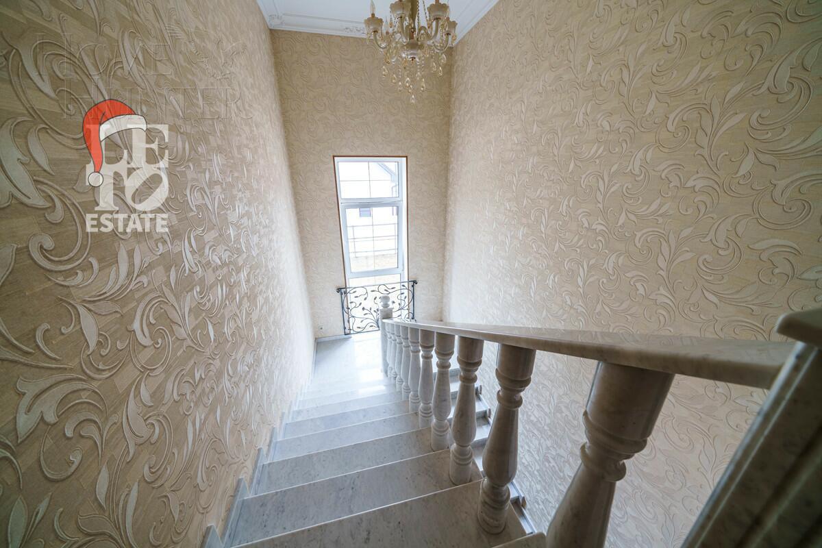 2-этажный коттедж 290 м² с отделкой