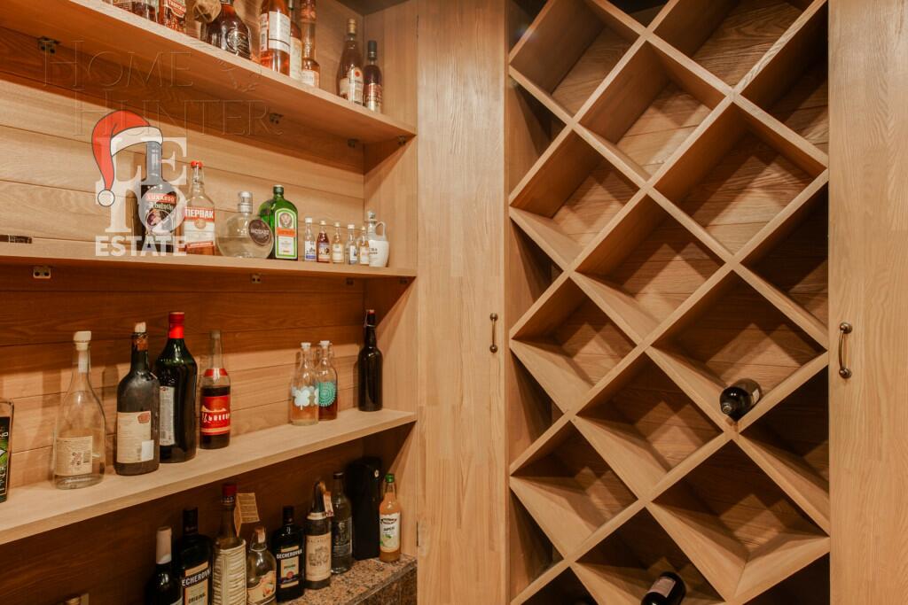 3-этажный коттедж 553.6 м² с отделкой