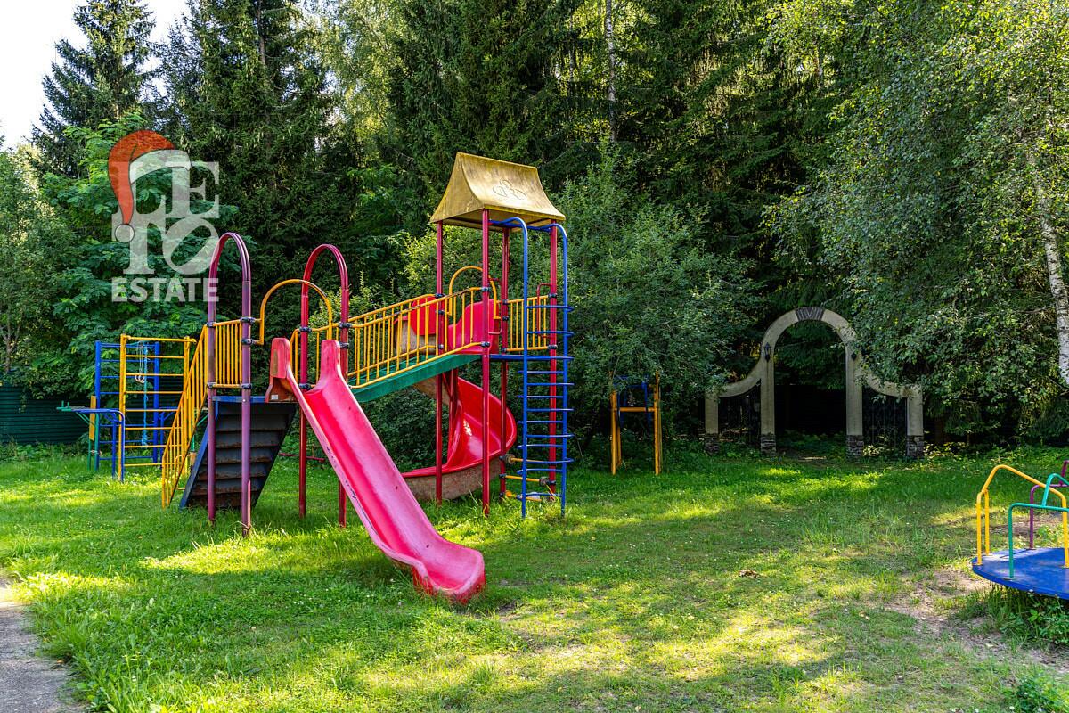 2-этажный коттедж 700 м² с отделкой