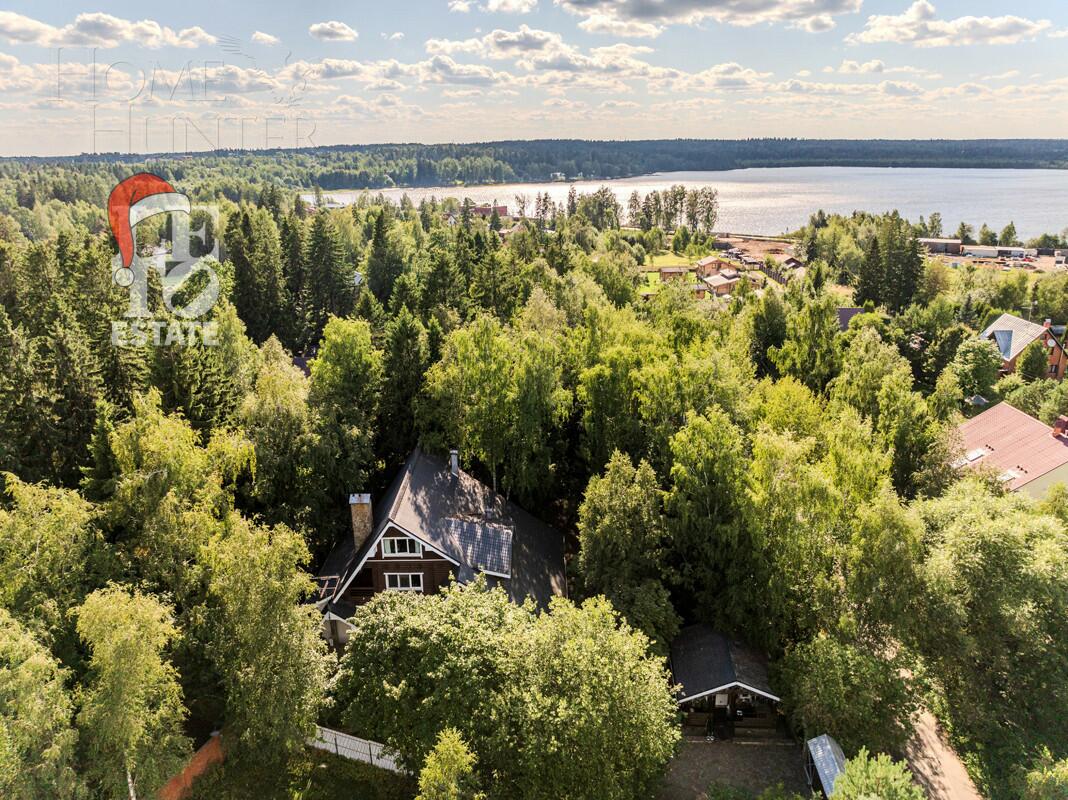 3-этажный коттедж 600 м² с отделкой