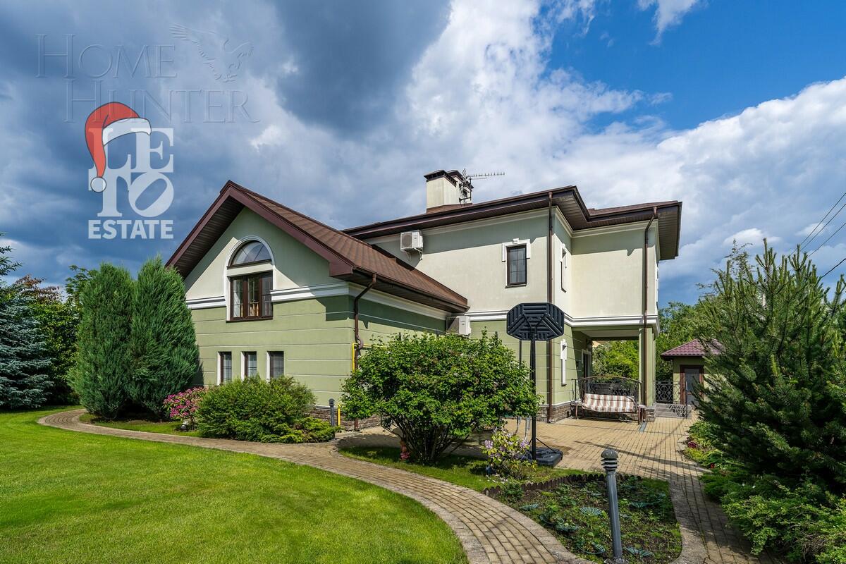 2-этажный коттедж 286.6 м² с отделкой