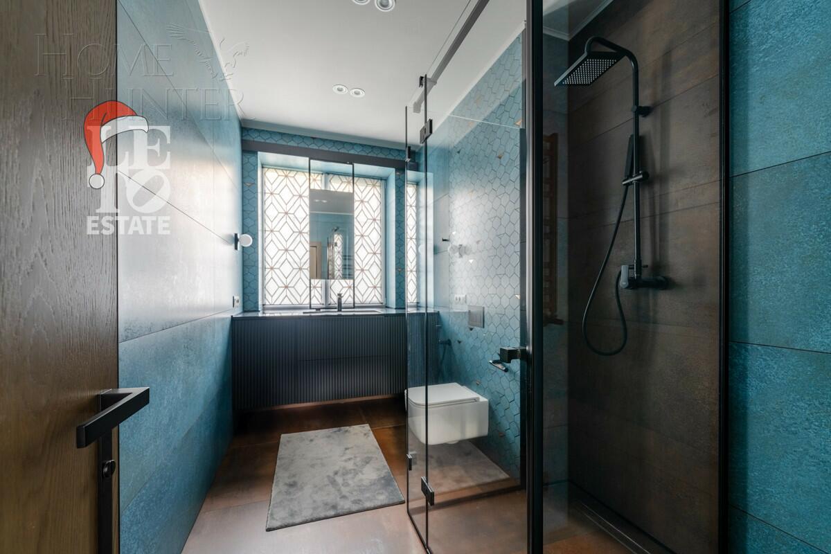 3-этажный коттедж 210 м² с отделкой