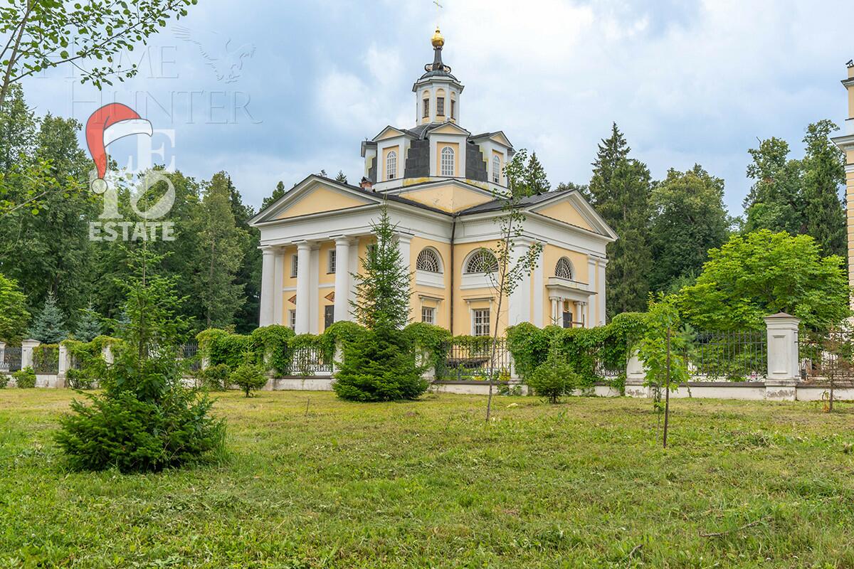 3-этажный коттедж 550 м² с отделкой