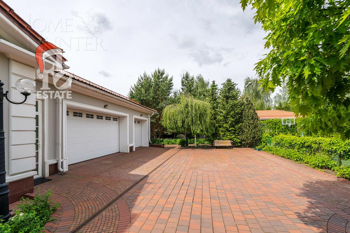 2-этажный коттедж 1 500 м² с отделкой