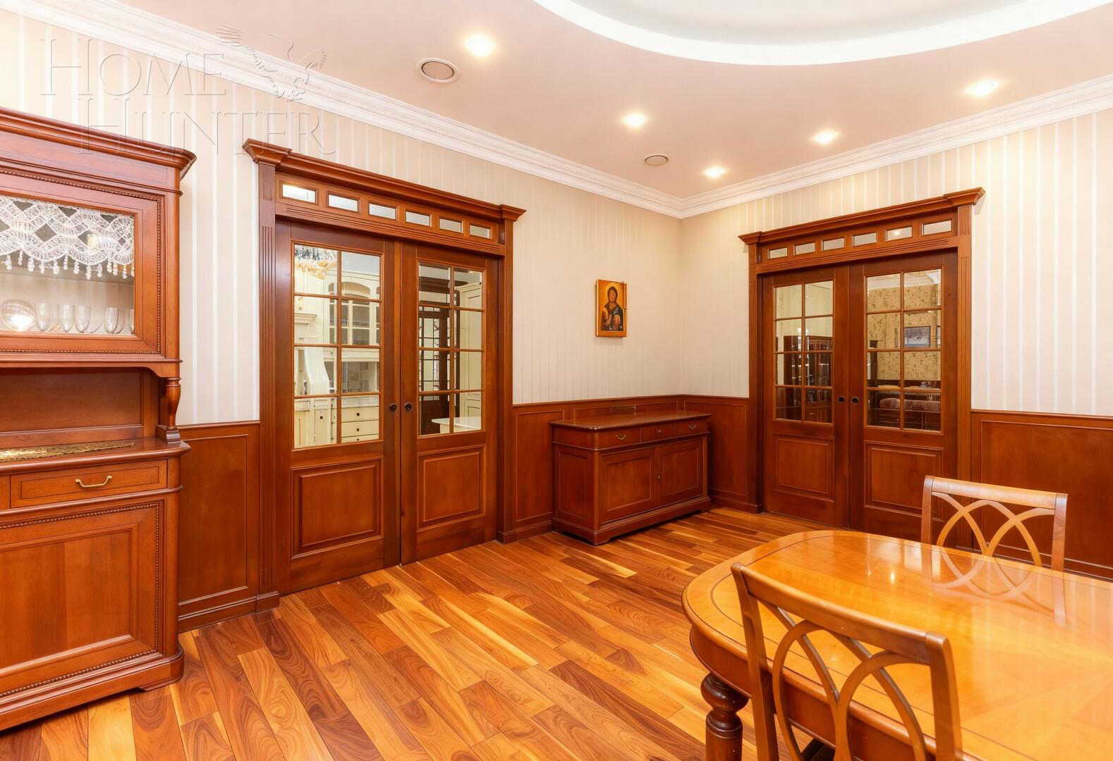 2-этажный коттедж 495 м² с отделкой