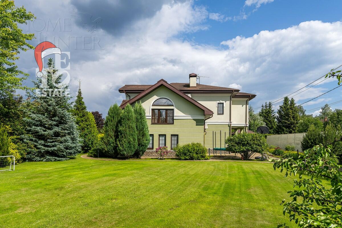 2-этажный коттедж 286.6 м² с отделкой