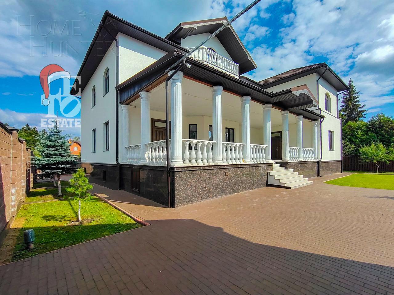 2-этажный коттедж 1 350 м² без отделки