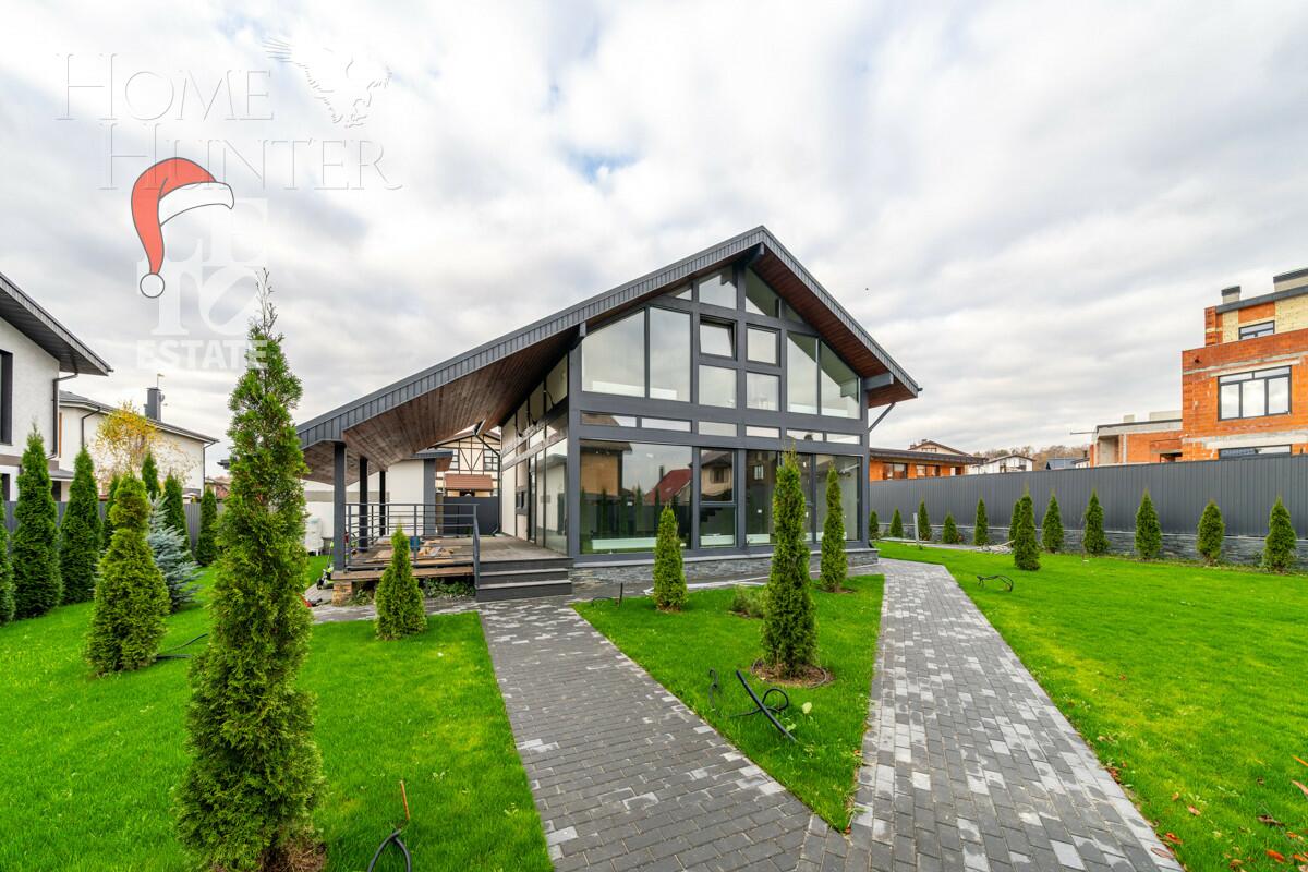 2-этажный коттедж 170 м² с отделкой