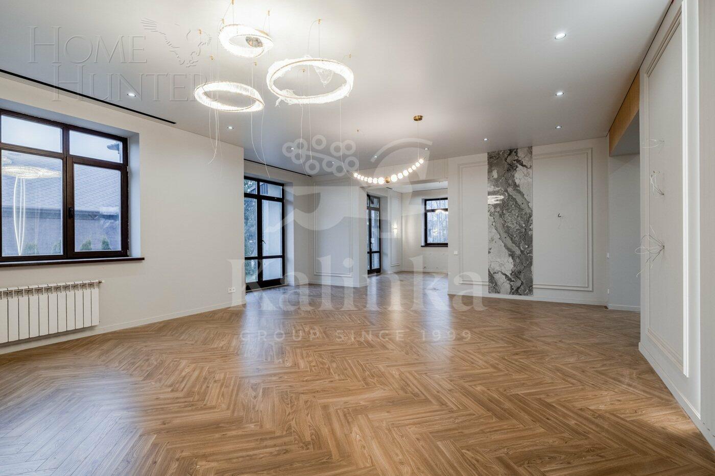 2-этажный коттедж 588 м² с отделкой