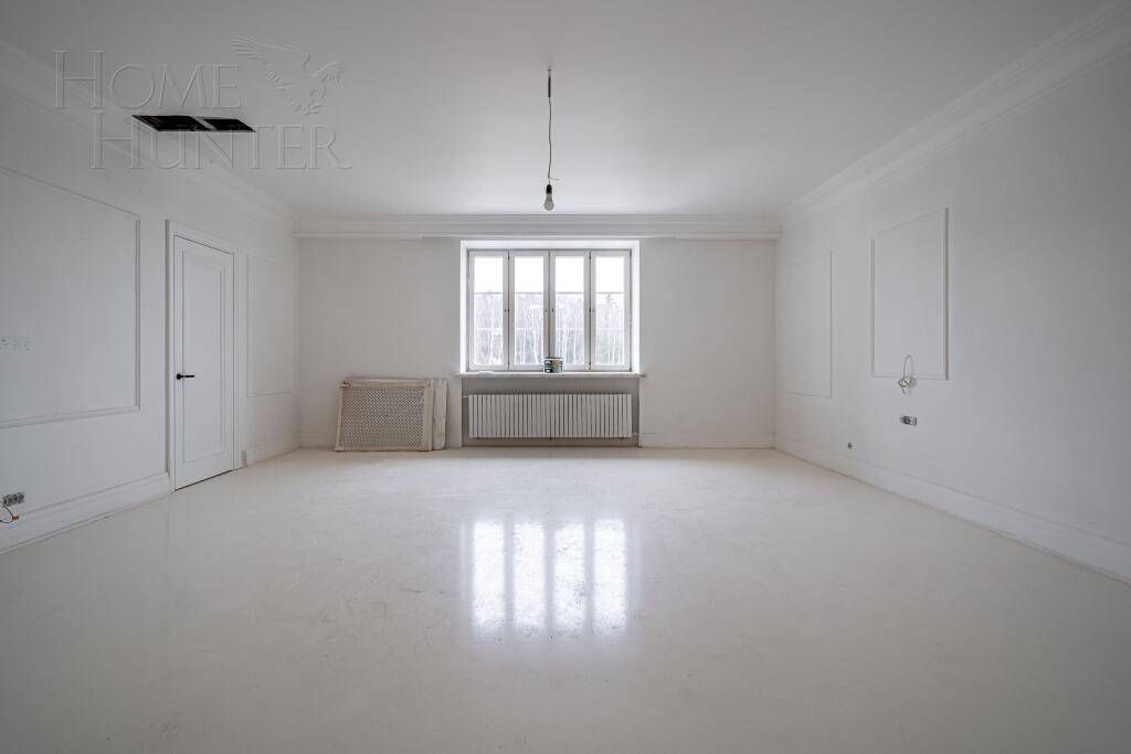 3-этажный коттедж 3 340 м² с отделкой