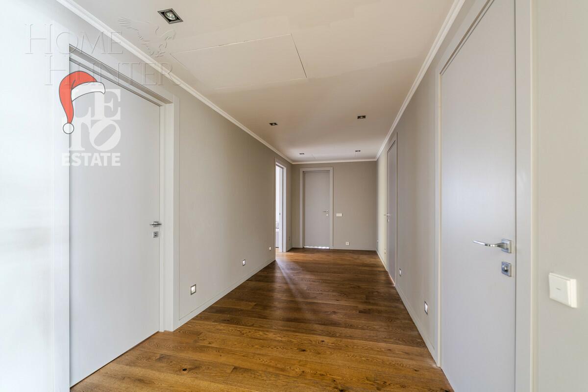 2-этажный коттедж 1 512 м² с отделкой