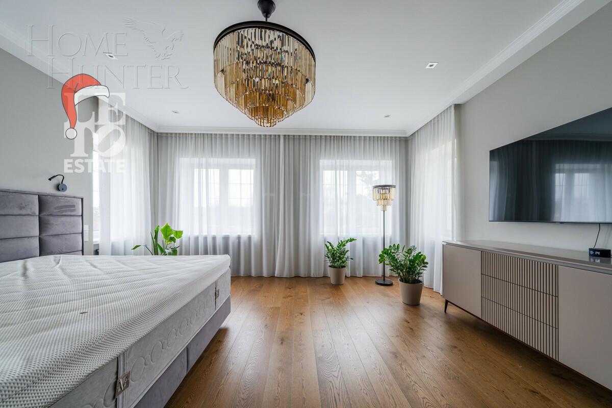 2-этажный коттедж 1 512 м² с отделкой