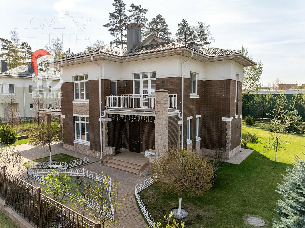 2-этажный коттедж 214 м² с отделкой