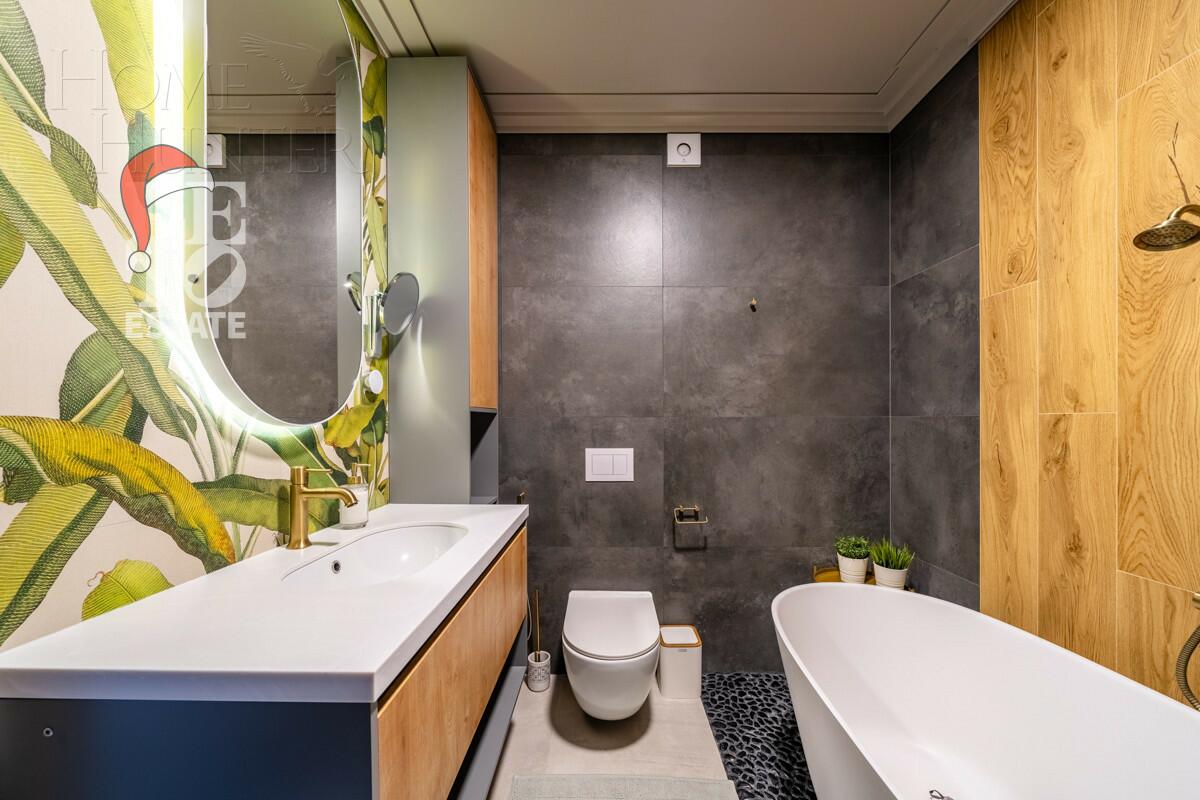 3-этажный коттедж 210 м² с отделкой