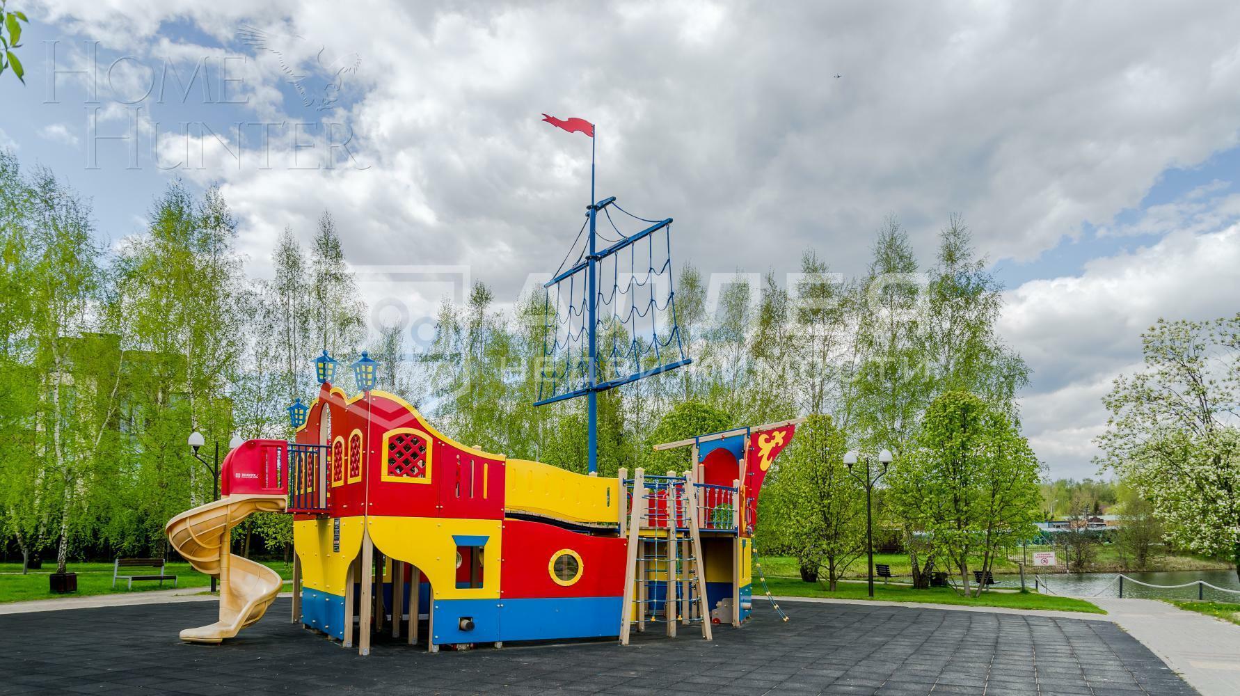 2-этажный коттедж 480 м² с отделкой