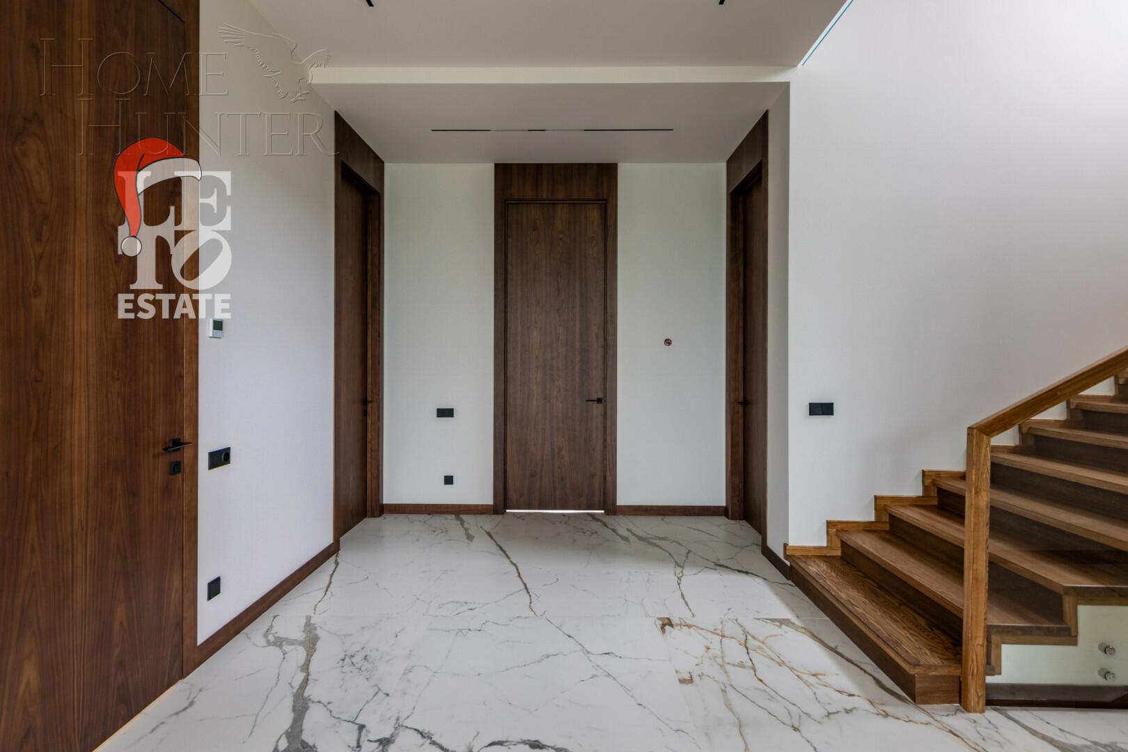 2-этажный коттедж 470 м² с отделкой