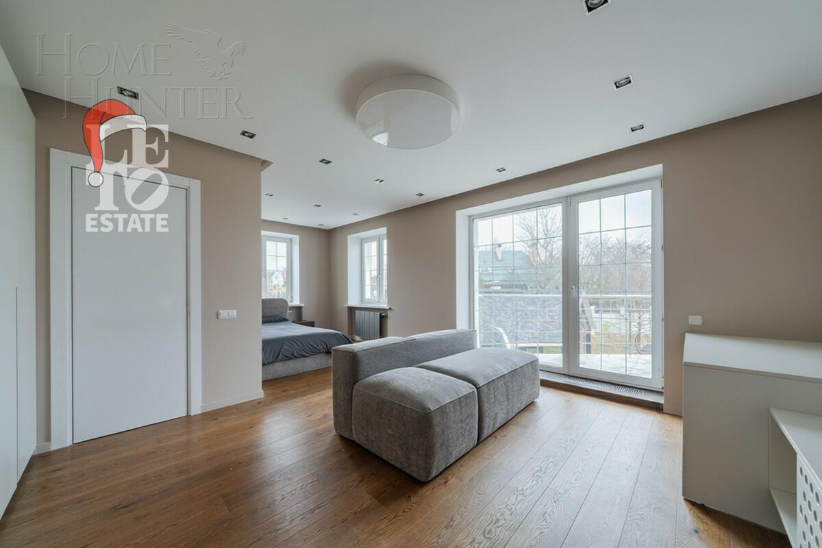 2-этажный коттедж 1 512 м² с отделкой