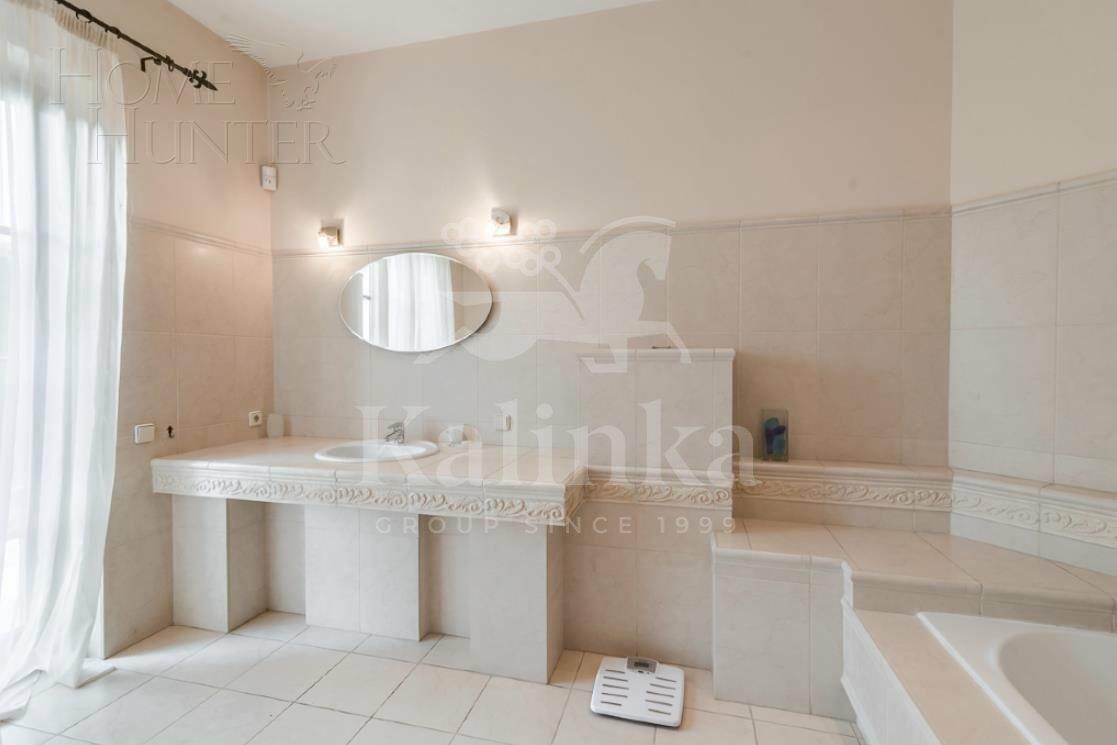 2-этажный коттедж 650 м² с отделкой