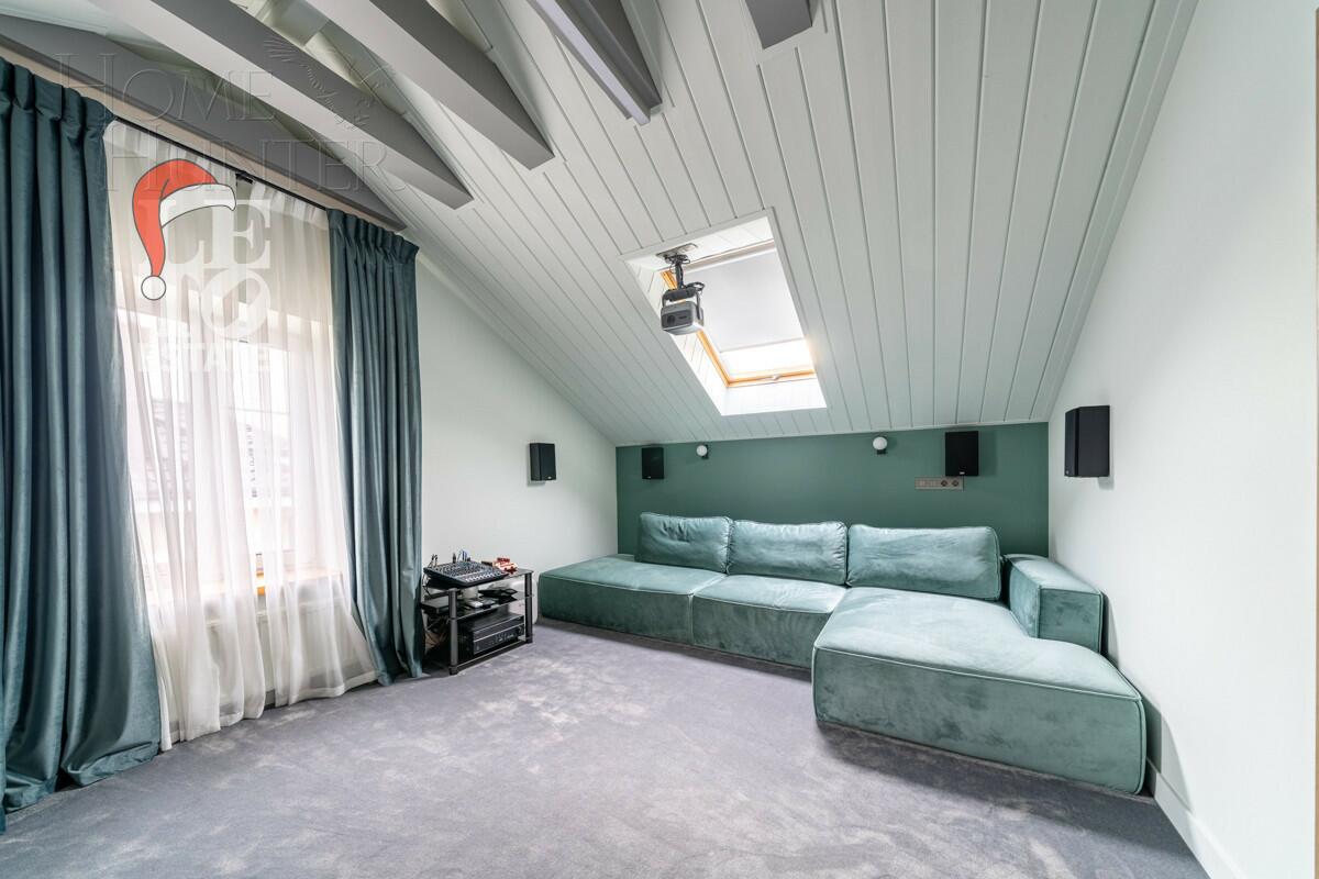 3-этажный коттедж 210 м² с отделкой