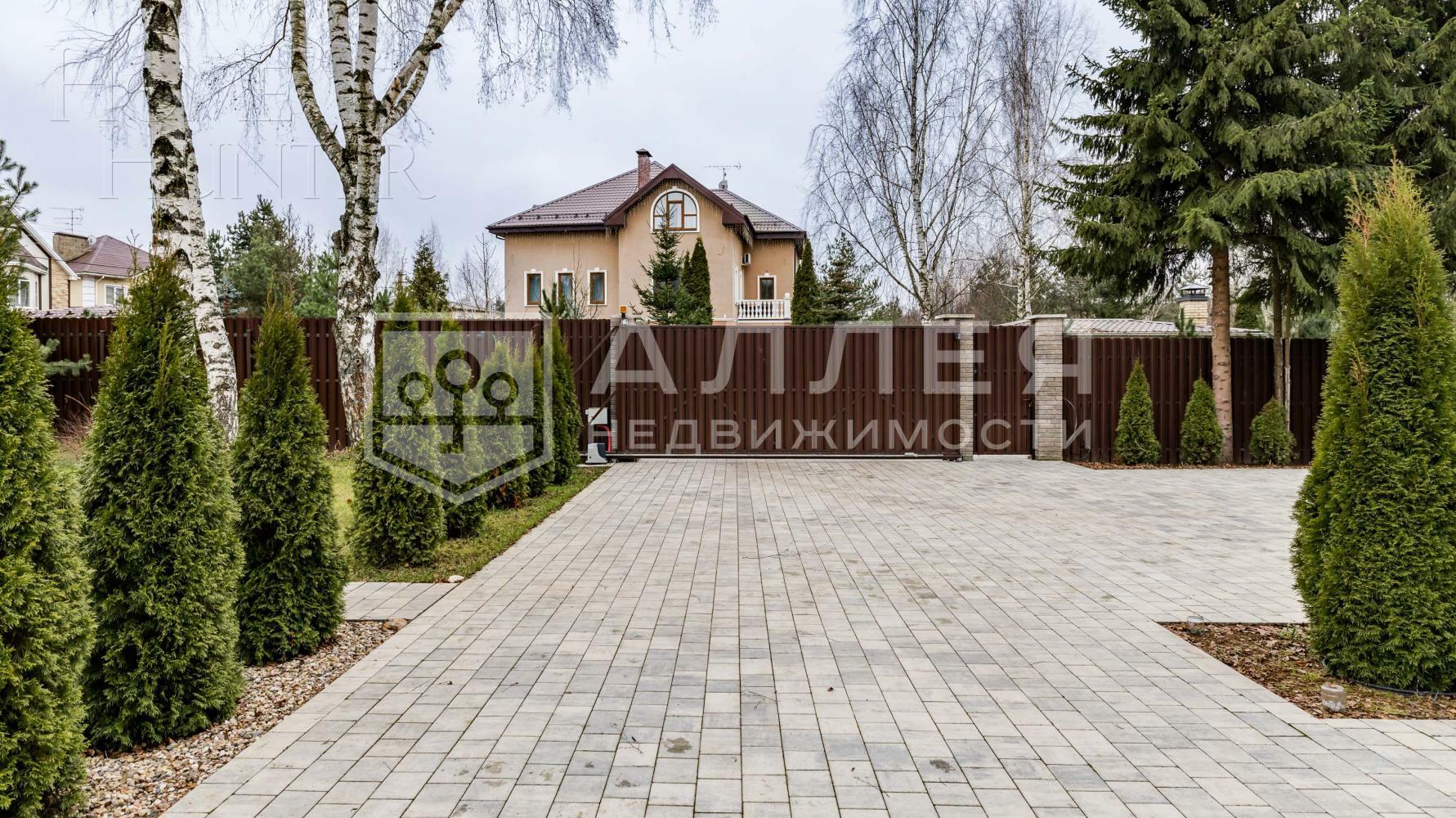 2-этажный коттедж 340 м² без отделки