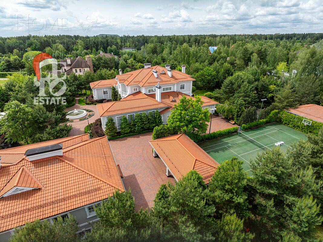 2-этажный коттедж 1 500 м² с отделкой