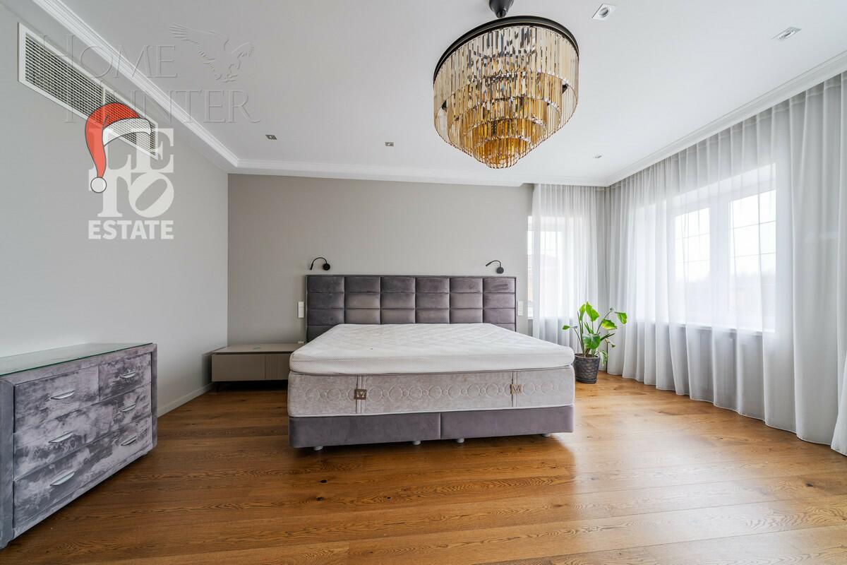 2-этажный коттедж 1 512 м² с отделкой