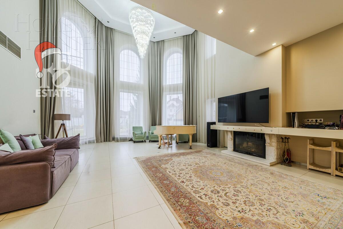 2-этажный коттедж 1 512 м² с отделкой