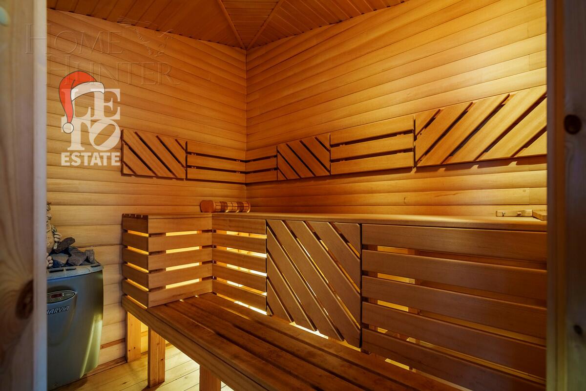 3-этажный коттедж 600 м² с отделкой