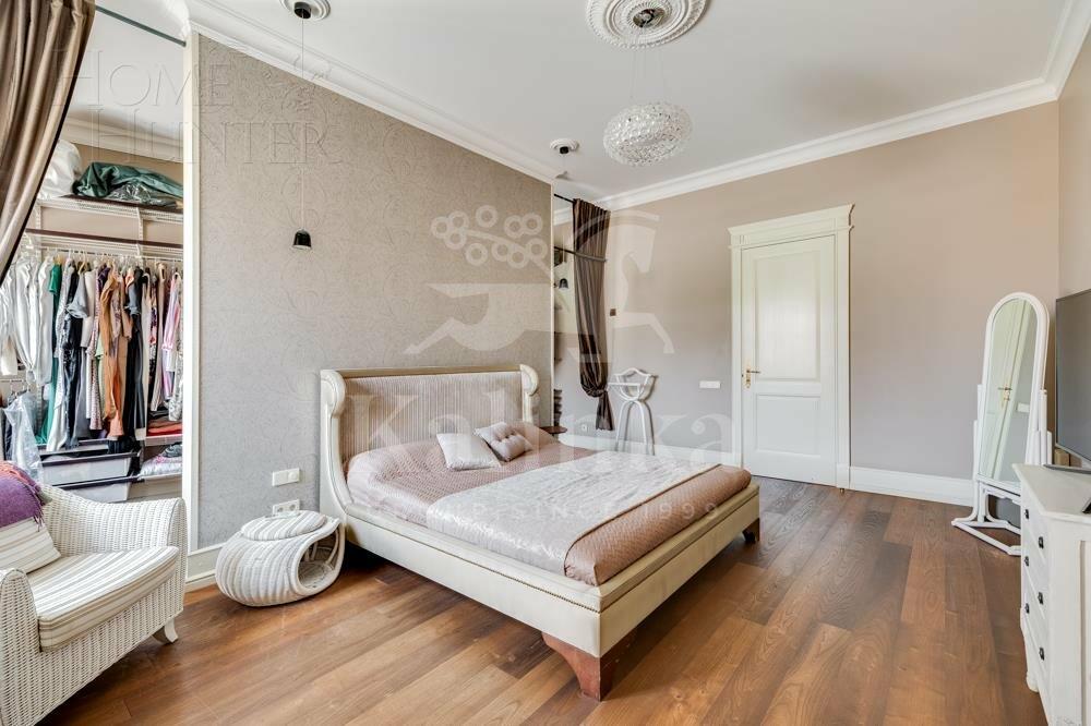 4-КОМН. КВАРТИРА С ОТДЕЛКОЙ 166 М² НА 4 ЭТАЖЕ