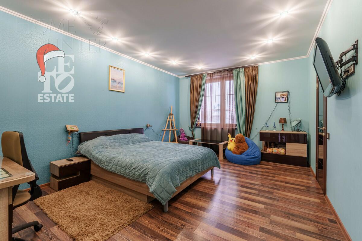 2-этажный коттедж 500 м² с отделкой