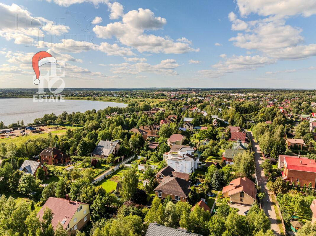 3-этажный коттедж 600 м² с отделкой