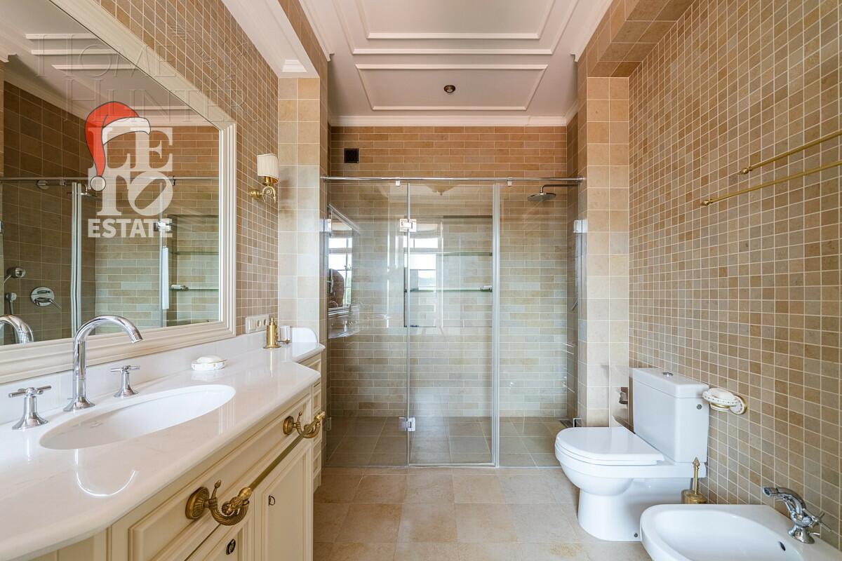 2-этажный коттедж 1 500 м² с отделкой