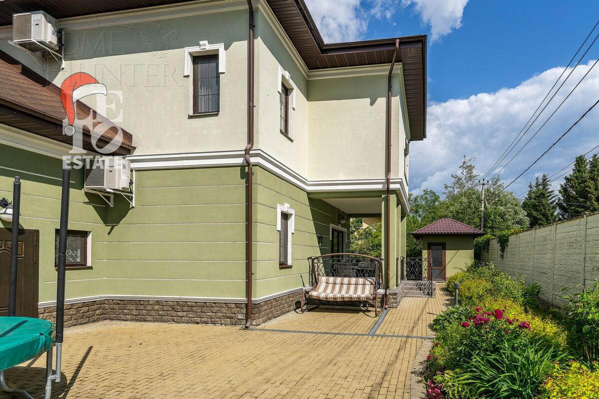 2-этажный коттедж 286.6 м² с отделкой