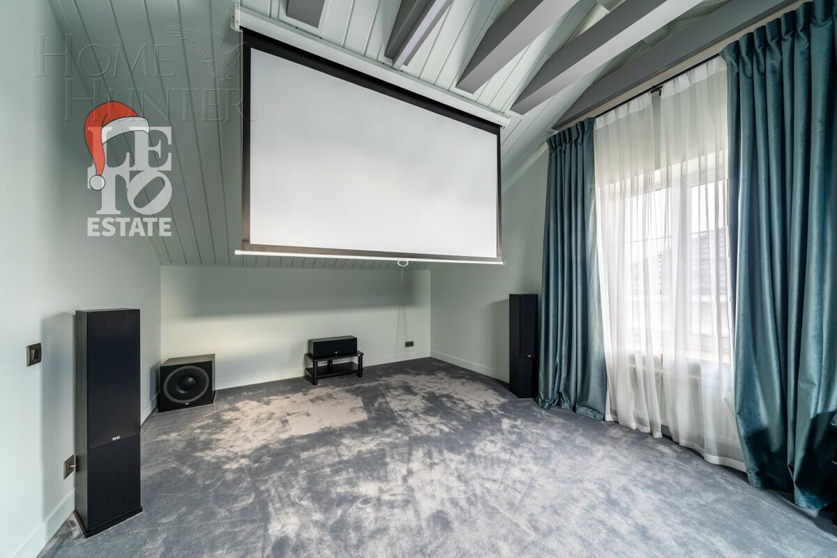 3-этажный коттедж 210 м² с отделкой