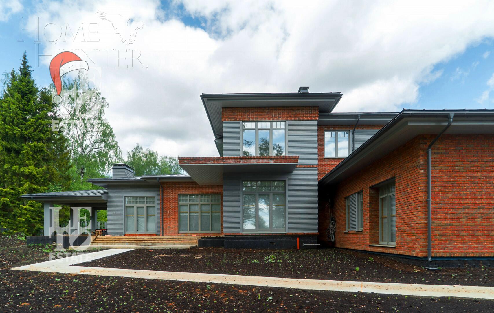 2-этажный коттедж 539.3 м² без отделки