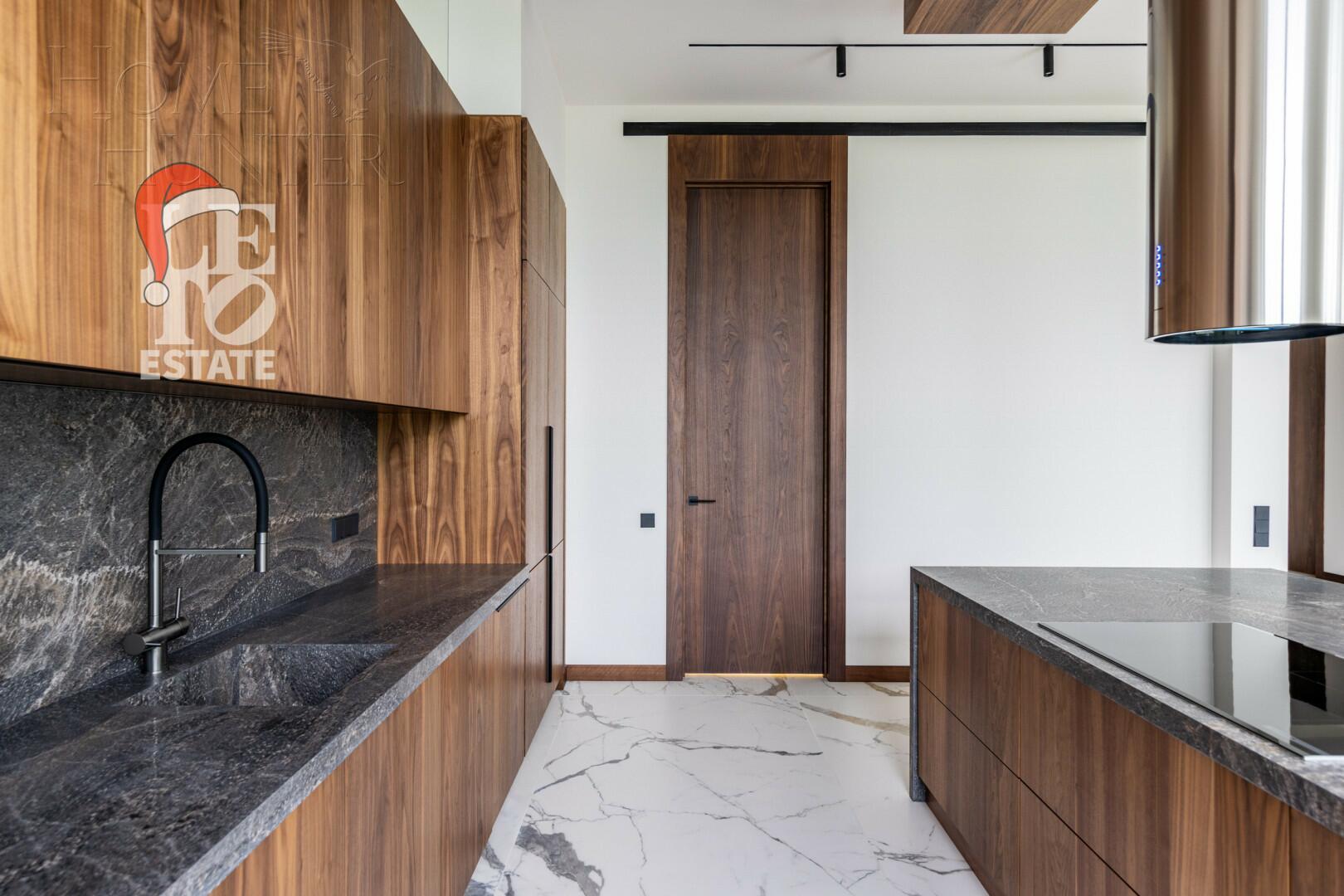 2-этажный коттедж 470 м² с отделкой