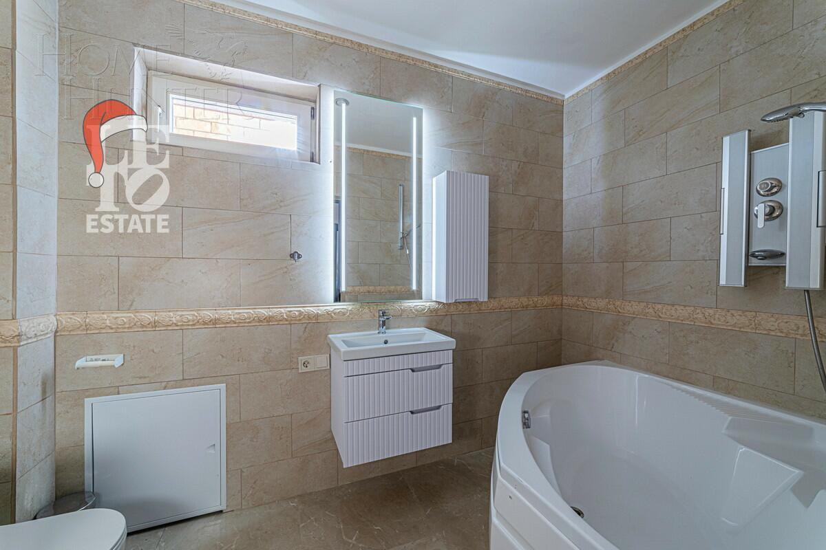 2-этажный коттедж 600 м² с отделкой