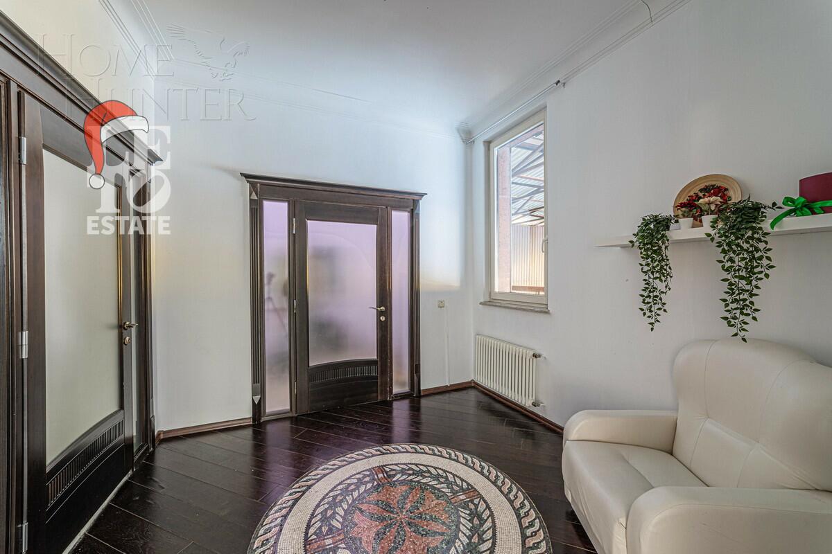 2-этажный коттедж 600 м² с отделкой